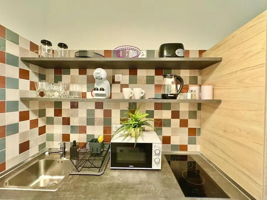 Almassy Residence-Modern Studio بودابست شقة